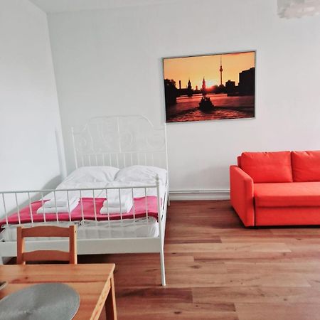 City Studio Apartment For 4, Near Sonnenallee Berlin Ngoại thất bức ảnh
